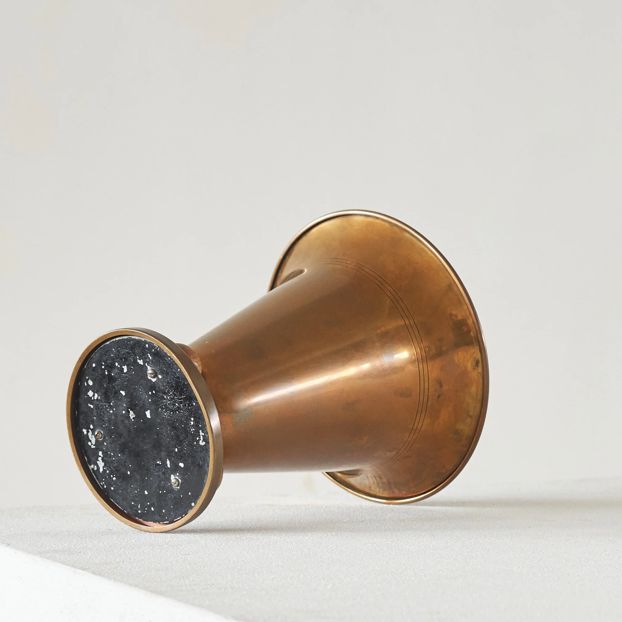 SOLD - Art Deco Vase in Copper and Wood 1930s — DEZAAK DELUXE